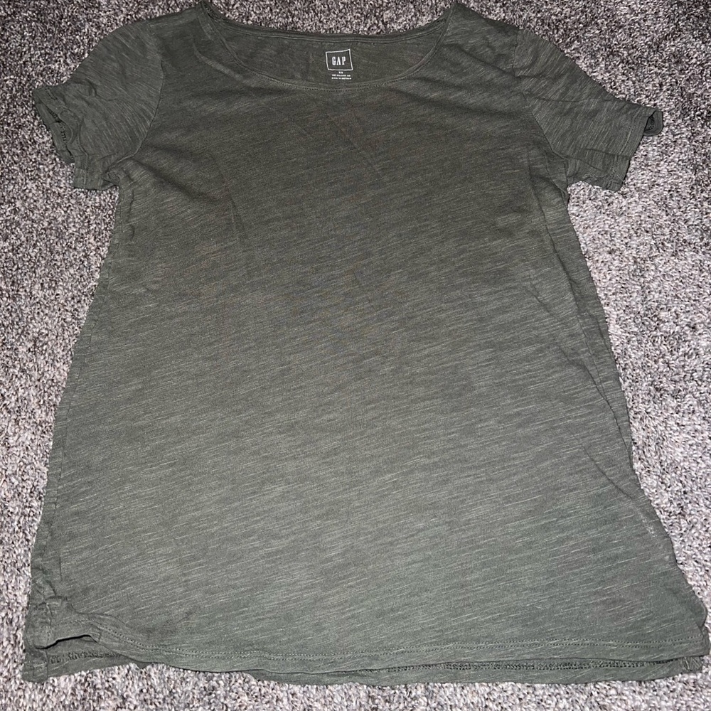 Thin Army Green Shirt
